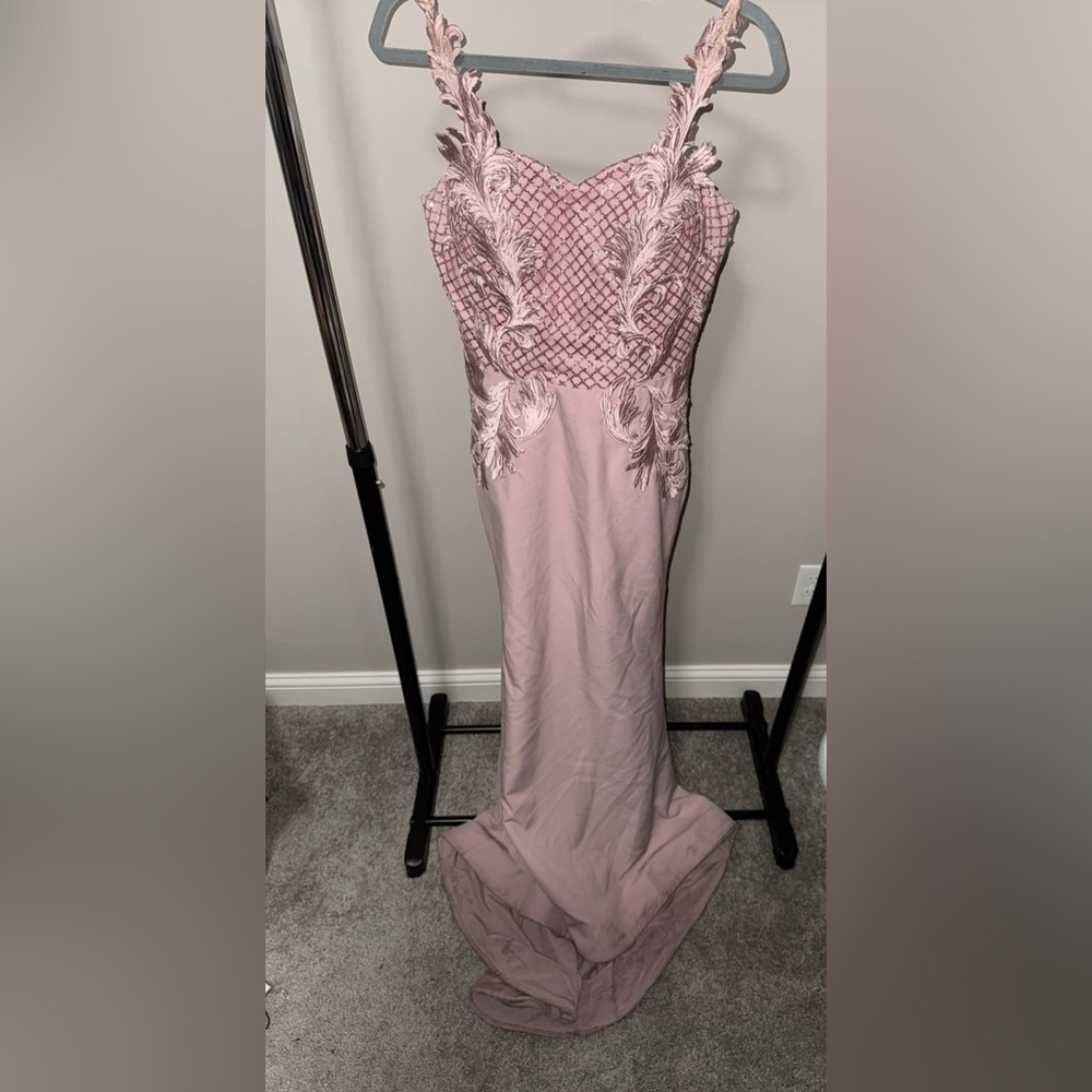Portia and Scarlett Pink Evening Gown